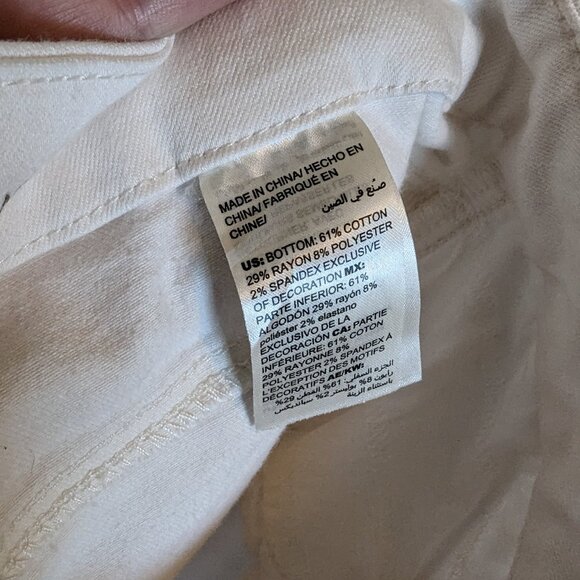 BEADED & Embr FLORAL Jeans | Natural & Tan | Chicos size 1 | 8 | STRETCH | EUC - Picture 11 of 11